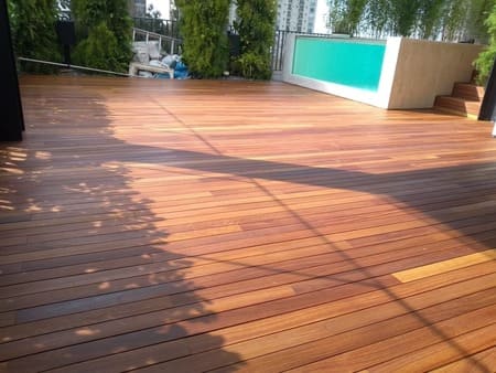 Deck de Madeira Externo