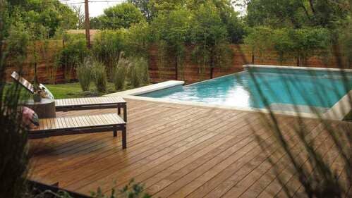 Deck de Piscina